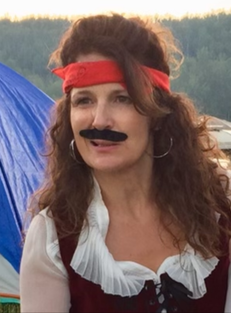 Laurie Kerr in a fun pirate portrait